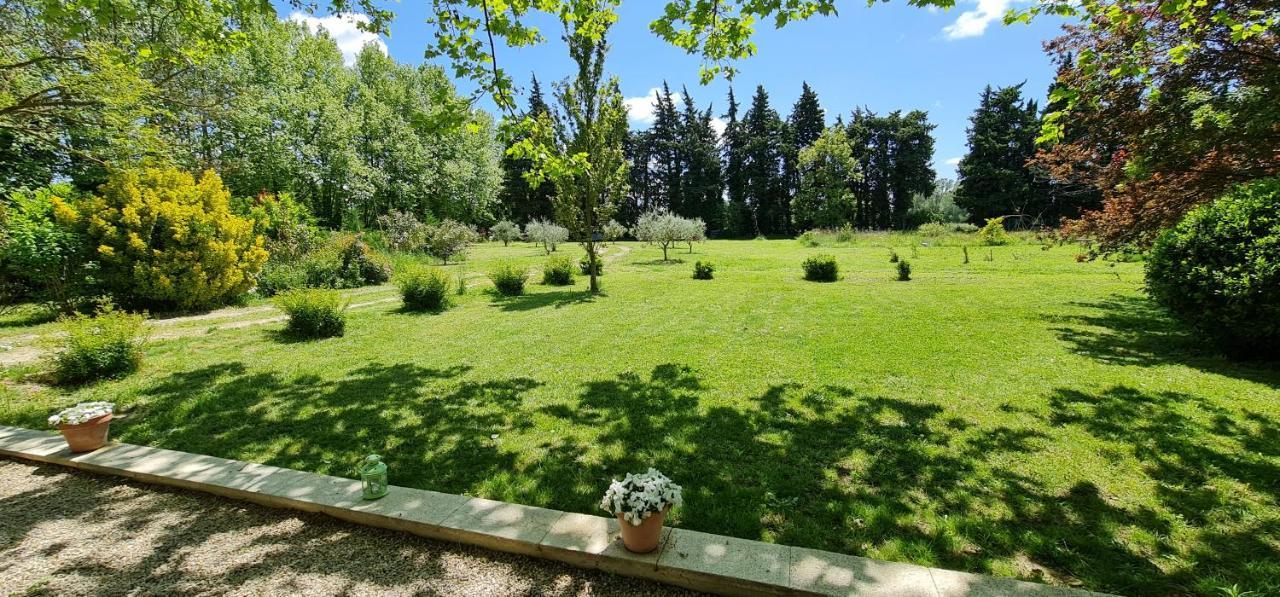 Mas De Karlotte Apartment Pernes-les-Fontaines Bagian luar foto