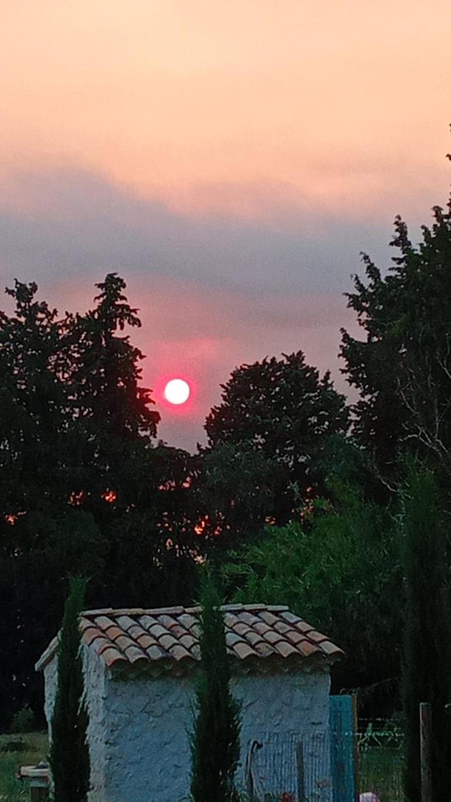 Mas De Karlotte Apartment Pernes-les-Fontaines Bagian luar foto